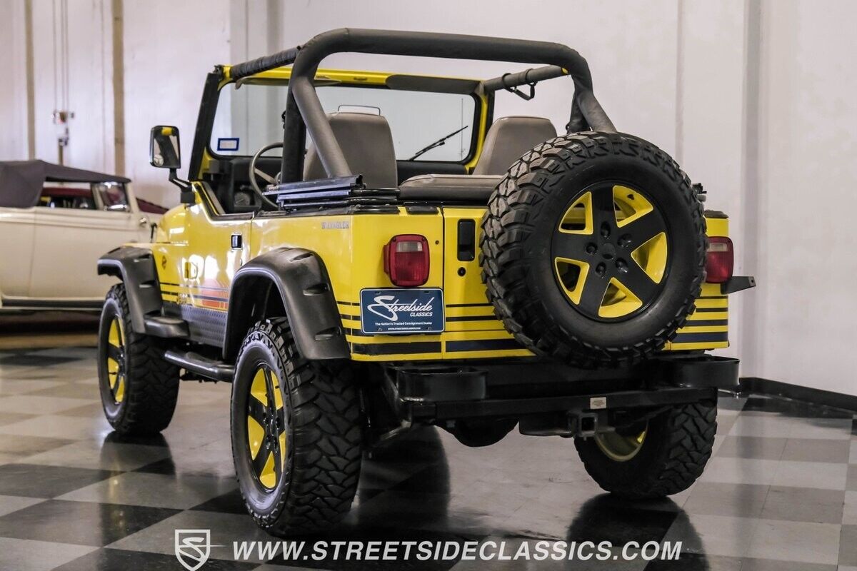 Jeep-Wrangler-1990-Yellow-Gray-112416-10