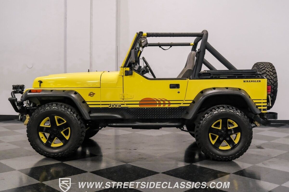 Jeep-Wrangler-1990-Yellow-Gray-112416-2