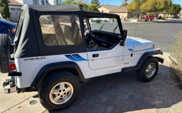 Jeep-Wrangler-1993-white-90123