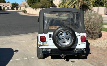 Jeep-Wrangler-1993-white-90123-4