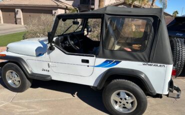 Jeep-Wrangler-1993-white-90123-5