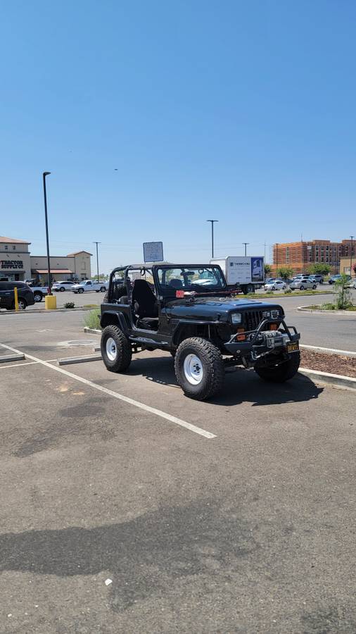 Jeep-Wrangler-1994-black-257494-1