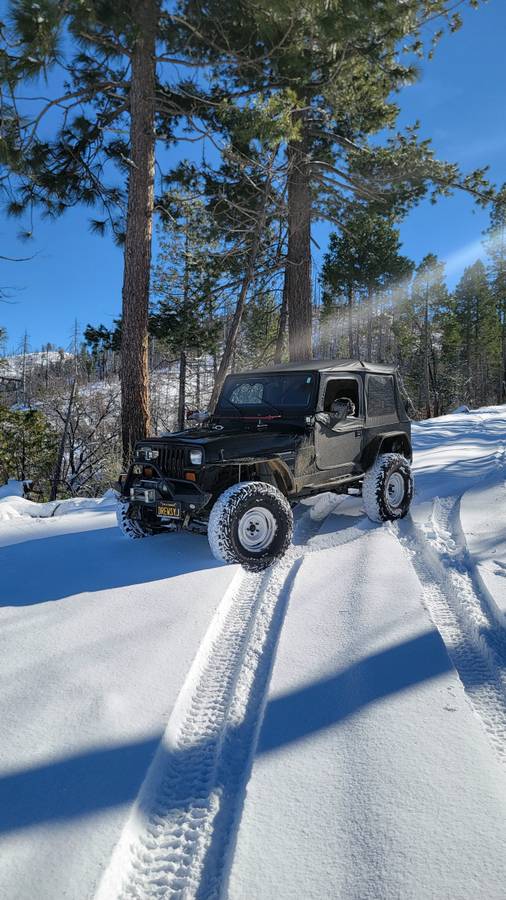 Jeep-Wrangler-1994-black-257494-6