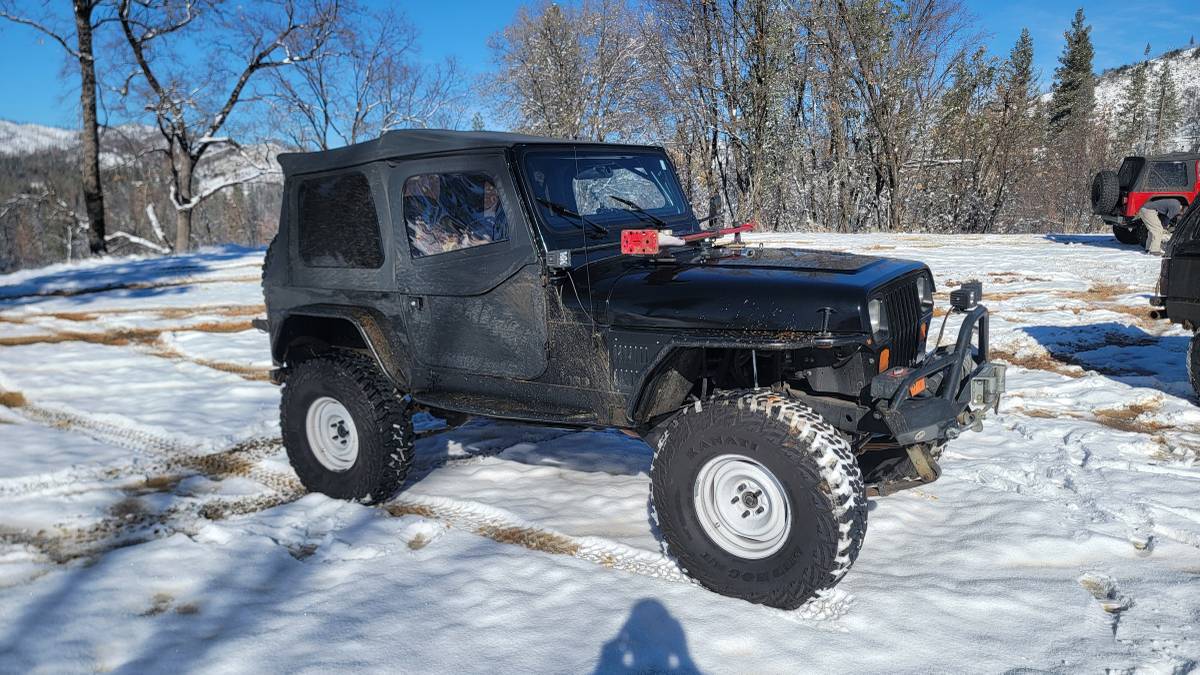 Jeep-Wrangler-1994-black-257494-7