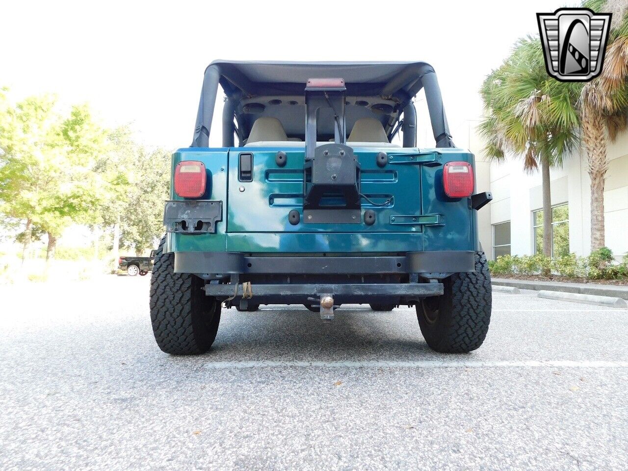 Jeep-Wrangler-1995-Green-Green-126319-8