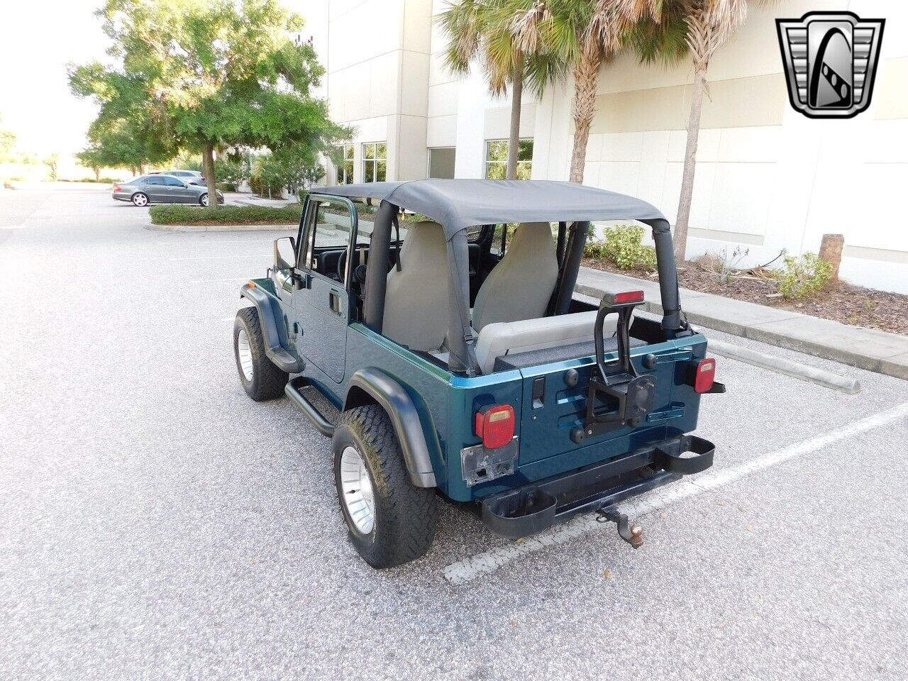 Jeep-Wrangler-1995-Green-Green-126319-9