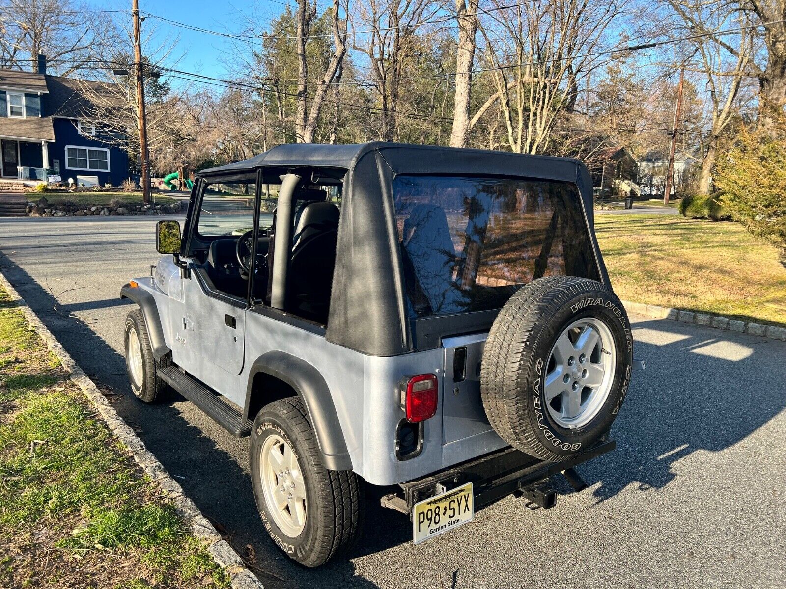 Jeep-Wrangler-SUV-1992-Blue-Black-149669-9