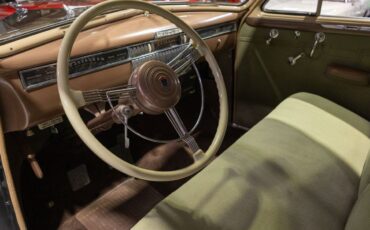 LaSalle-Series-52-Special-Coupe-Coupe-1940-Black-Tan-56329-1