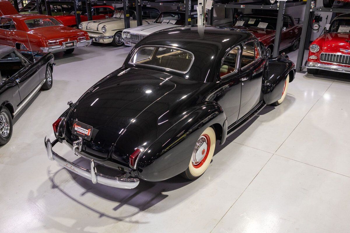 LaSalle-Series-52-Special-Coupe-Coupe-1940-Black-Tan-56329-8