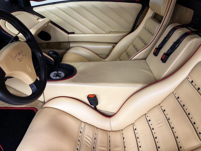 Lamborghini-Diablo-1994-Red-Beige-20921-22