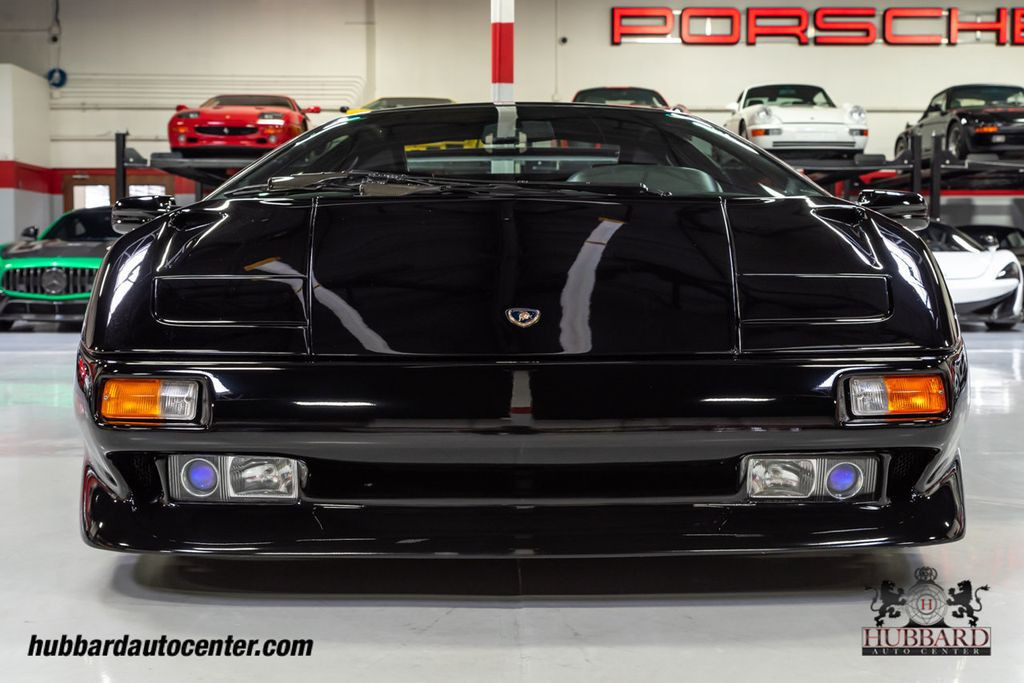 Lamborghini-Diablo-Coupe-1992-Black-Black-23986-10