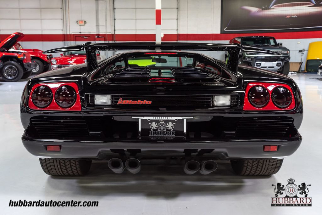 Lamborghini-Diablo-Coupe-1992-Black-Black-23986-6