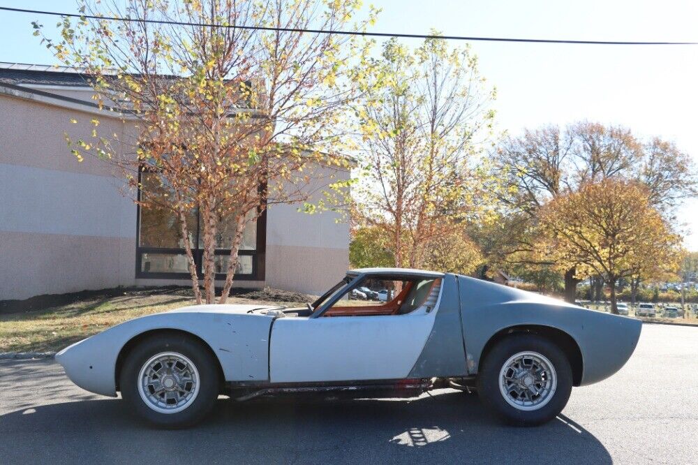 Lamborghini-Miura-Coupe-1970-Primer-Beige-0-3