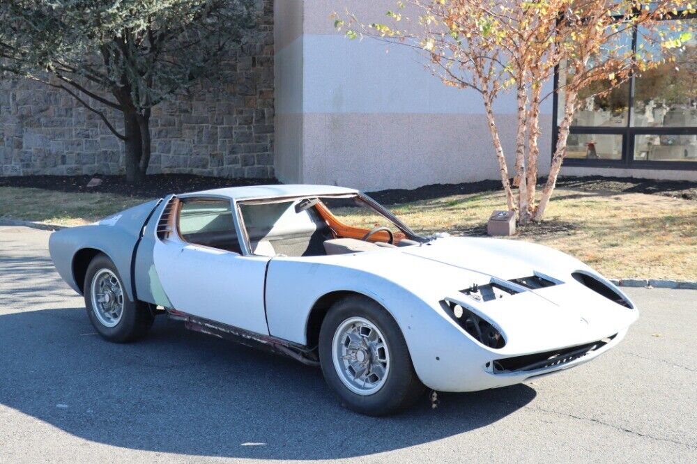 Lamborghini Miura  year1}