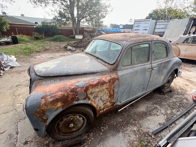 Lancia-Aurelia-B12-Saloon-LHD-1955-Blue-Tan-0-2