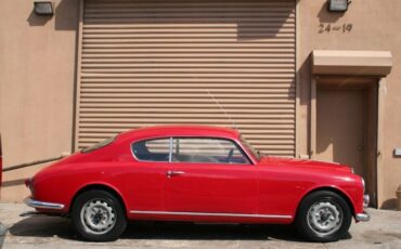 Lancia-Aurelia-Coupe-1957-Red-Black-0-1