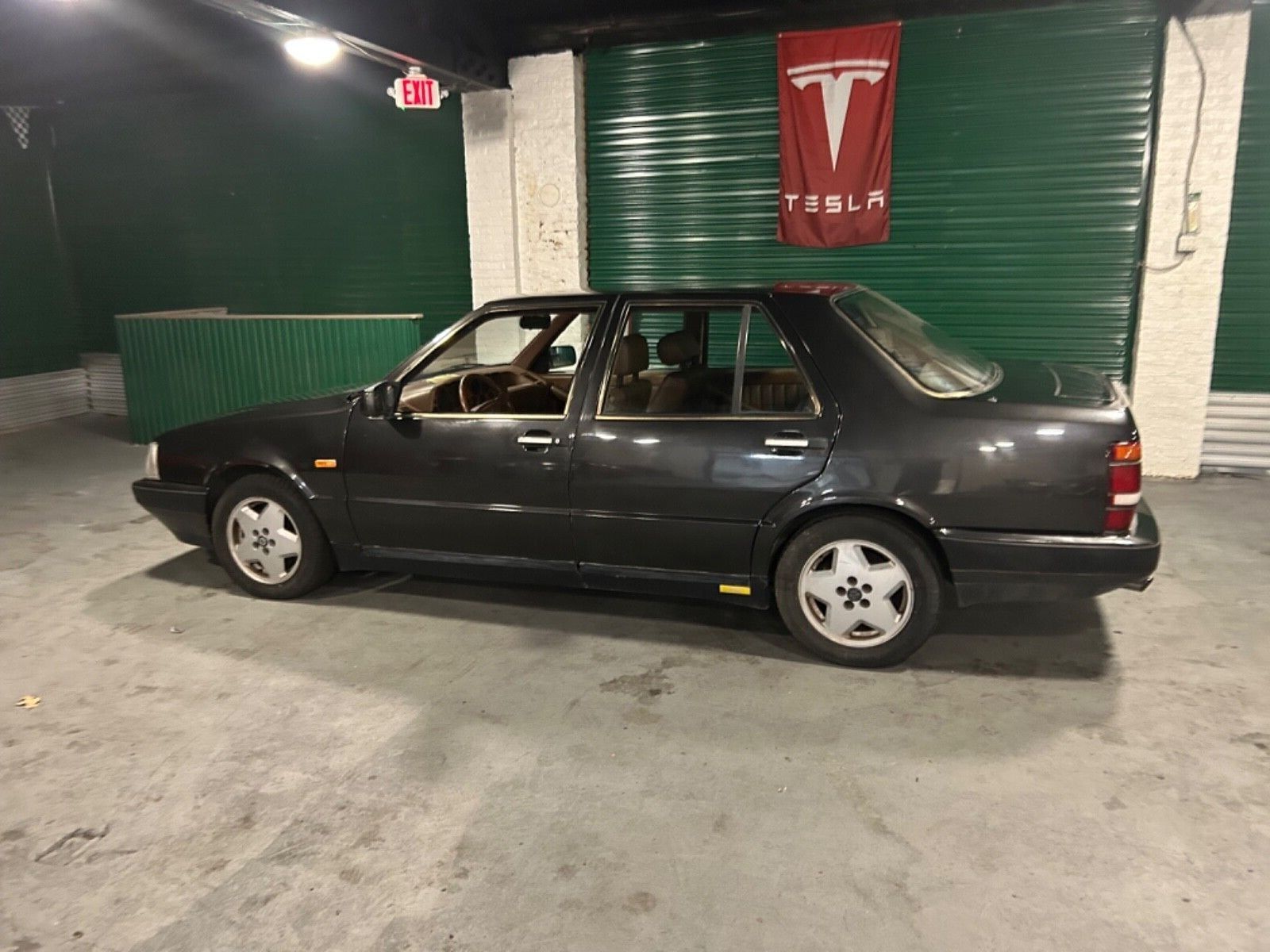 Lancia-Other-Berline-1990-Black-Tan-110269-10