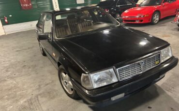 Lancia-Other-Berline-1990-Black-Tan-110269-5