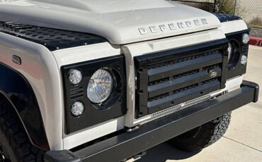 Land-rover-Defender-110-1990-white-1432-5