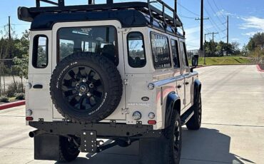 Land-rover-Defender-110-1990-white-1432-7