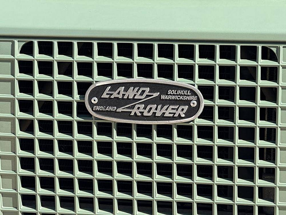 Land-rover-Defender-110-diesel-1992-green-5-19