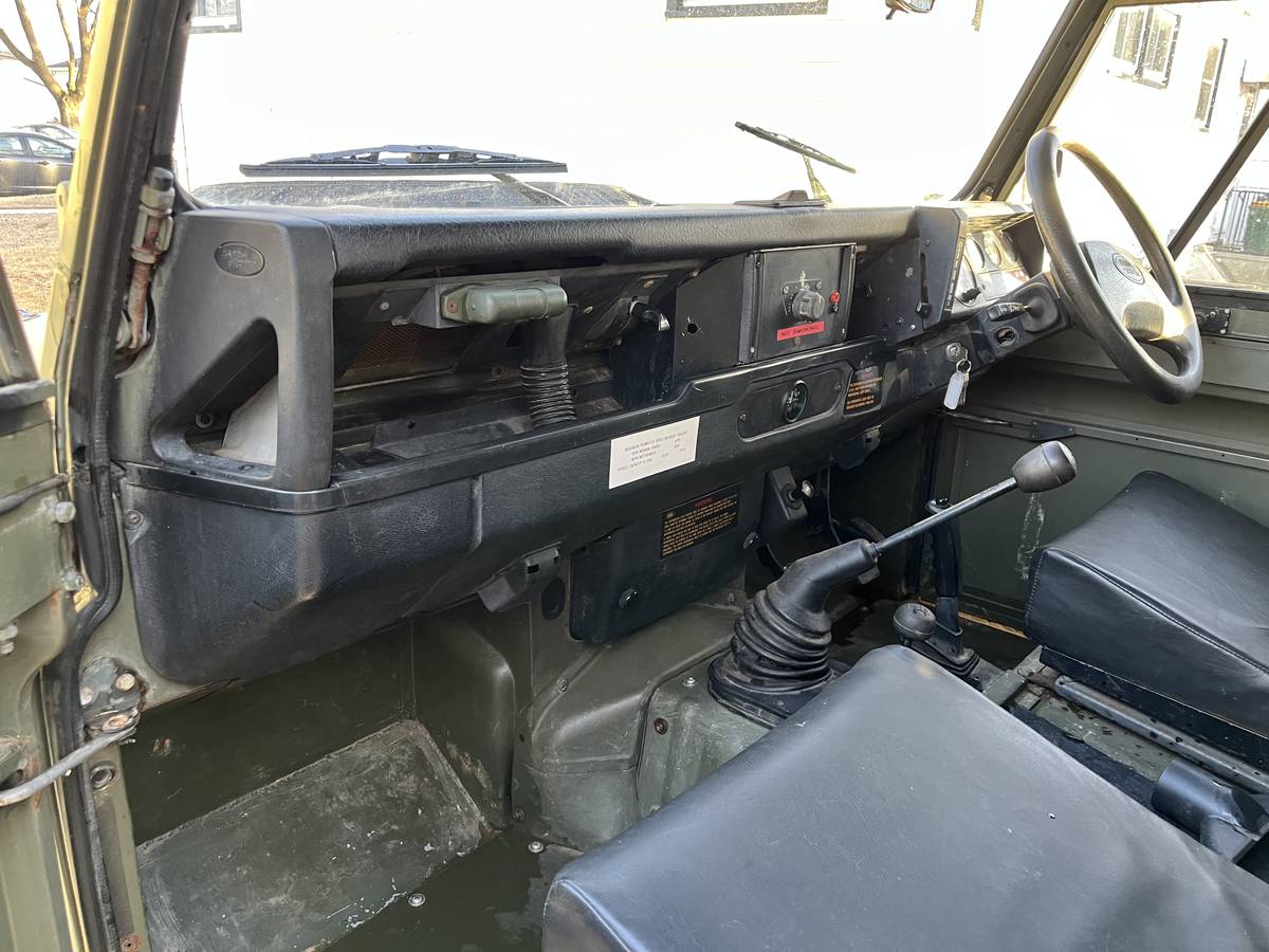 Land-rover-Defender-110-diesel-1995-green-112445-11