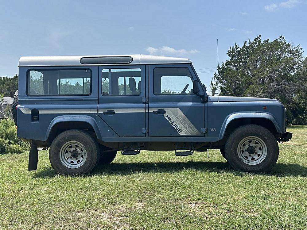 Land-rover-Defender-110-v8-1995-blue-173809-23