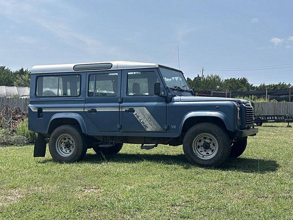 Land-rover-Defender-110-v8-1995-blue-173809-3