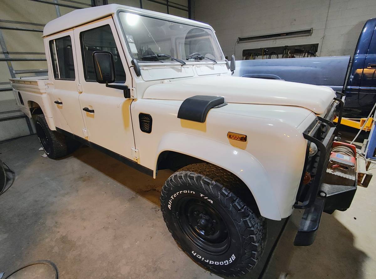 Land-rover-Defender-130-diesel-1995-white-144841-4