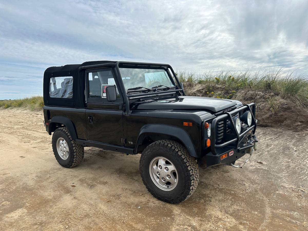 Land-rover-Defender-90-1995-black-165762