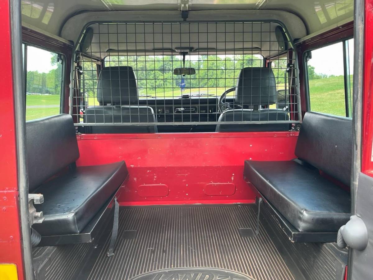 Land-rover-Defender-90-diesel-1995-red-180246-10