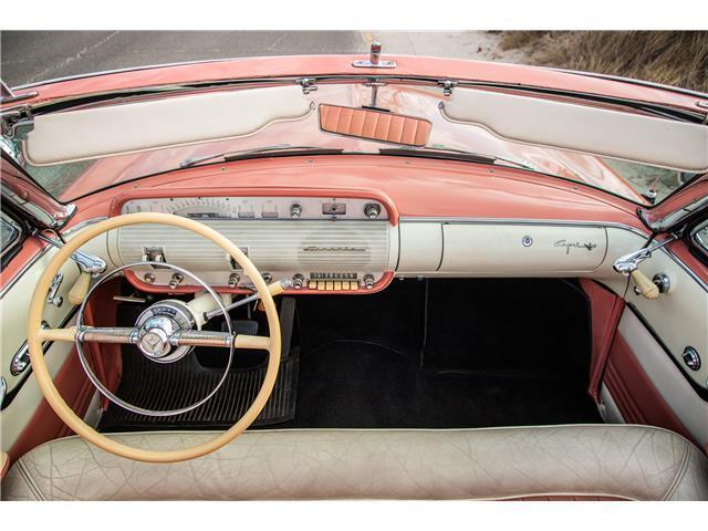 Lincoln-Capri-1955-Coral-White-93057-11