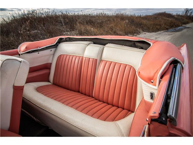 Lincoln-Capri-1955-Coral-White-93057-12