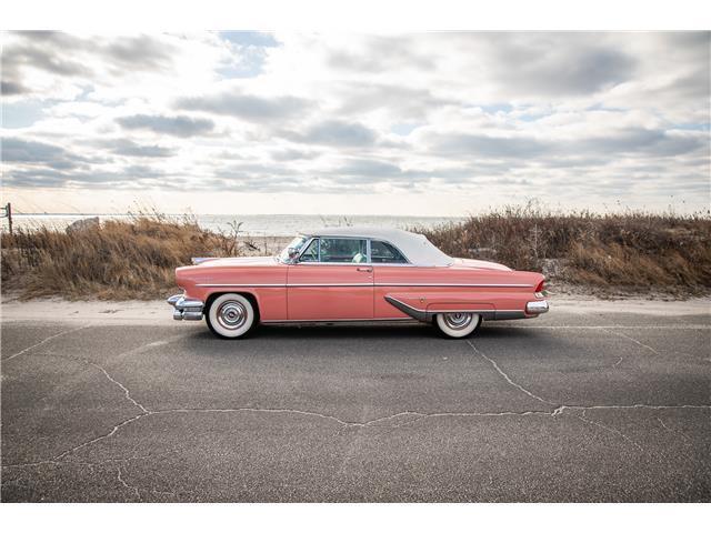 Lincoln-Capri-1955-Coral-White-93057-17