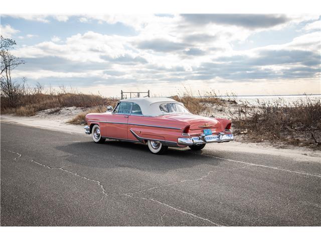 Lincoln-Capri-1955-Coral-White-93057-18