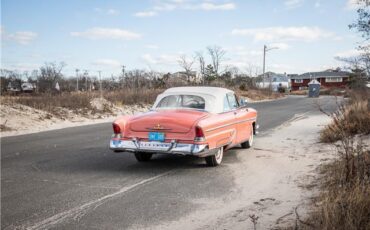 Lincoln-Capri-1955-Coral-White-93057-20