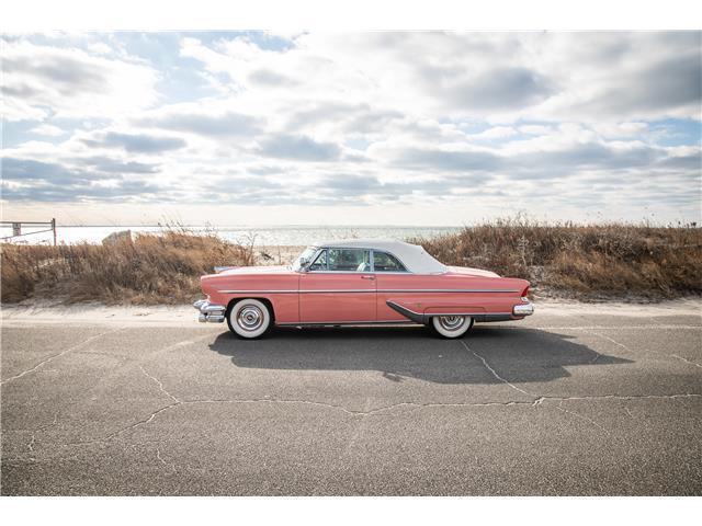 Lincoln-Capri-1955-Coral-White-93057-24