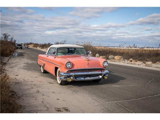 Lincoln-Capri-1955-Coral-White-93057-25