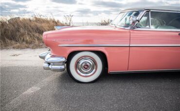 Lincoln-Capri-1955-Coral-White-93057-27