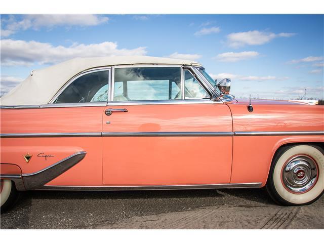 Lincoln-Capri-1955-Coral-White-93057-32