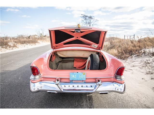 Lincoln-Capri-1955-Coral-White-93057-35