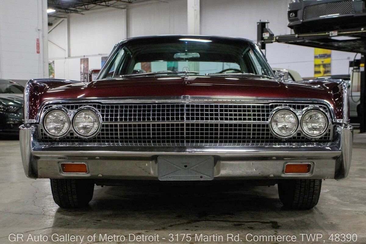 Lincoln-Continental-1963-Burgundy-Red-121765-11