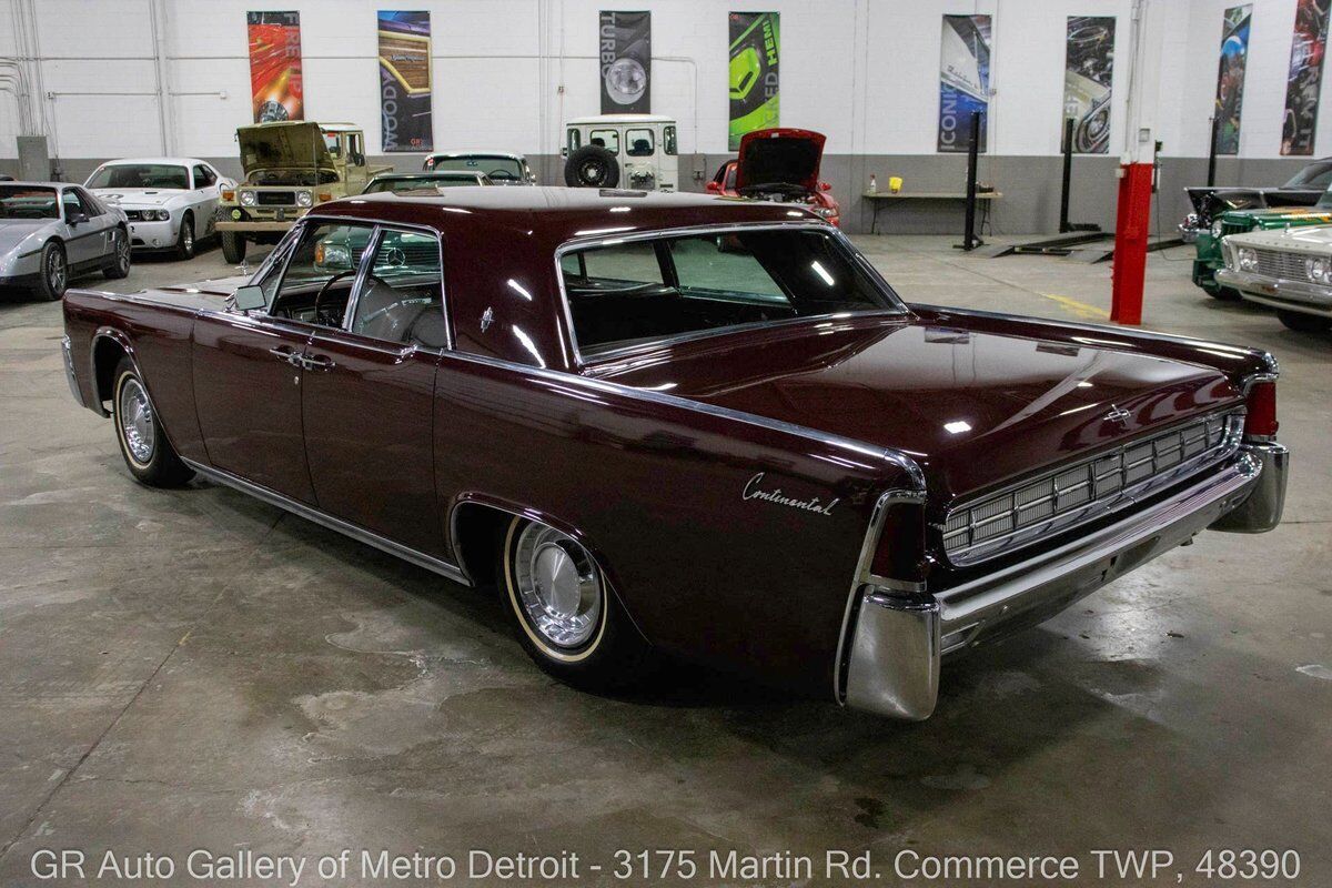 Lincoln-Continental-1963-Burgundy-Red-121765-3