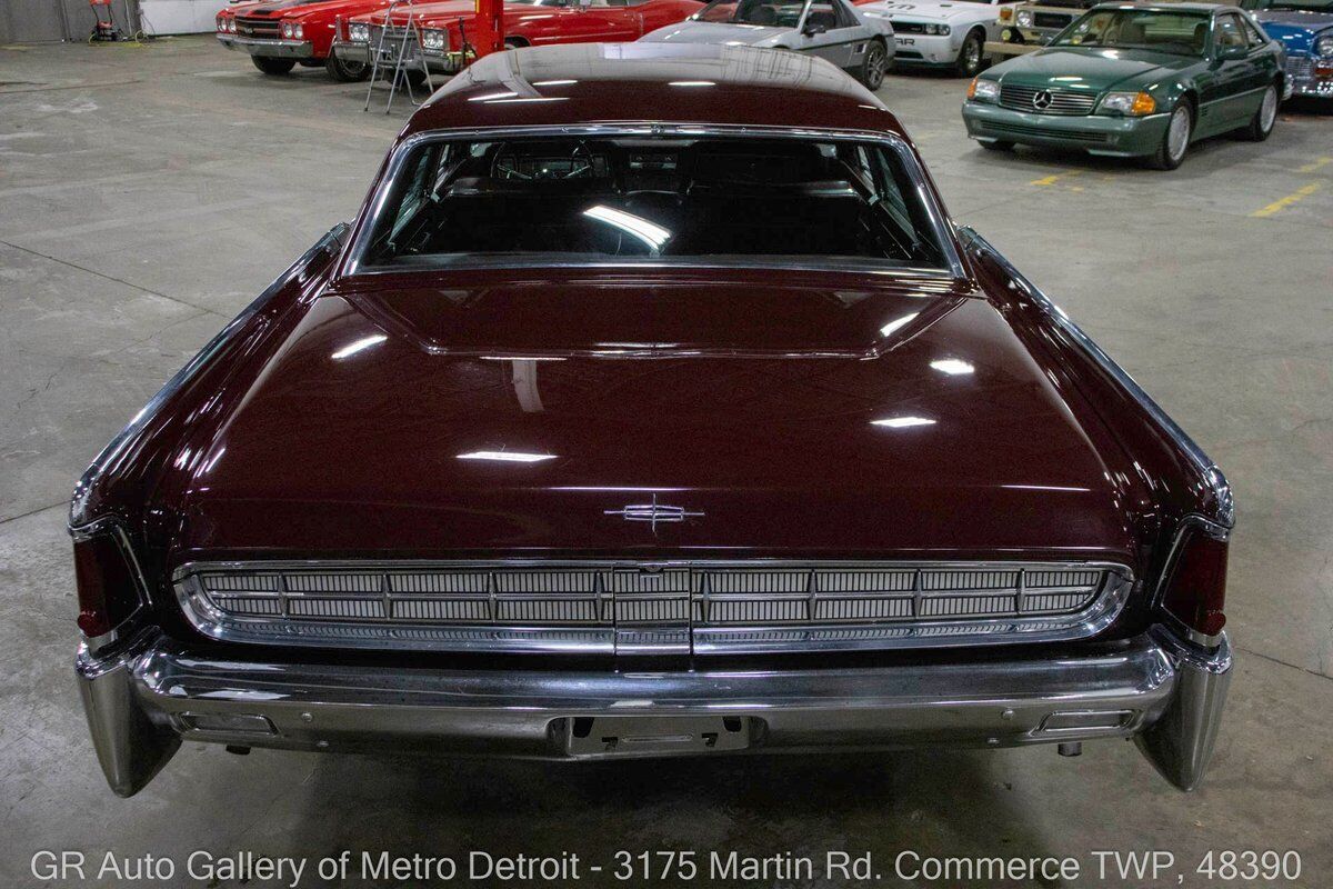 Lincoln-Continental-1963-Burgundy-Red-121765-4