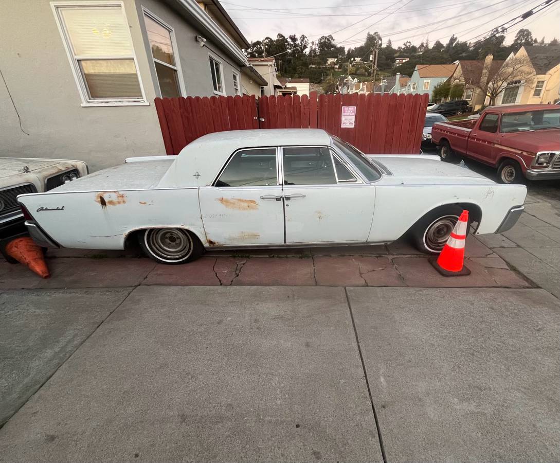 Lincoln-Continental-1963-white-14-2