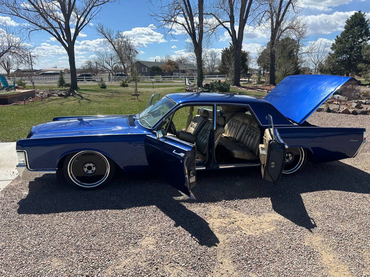 Lincoln-Continental-1969-blue-53108-7