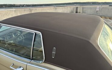 Lincoln-Continental-1970-78858-16