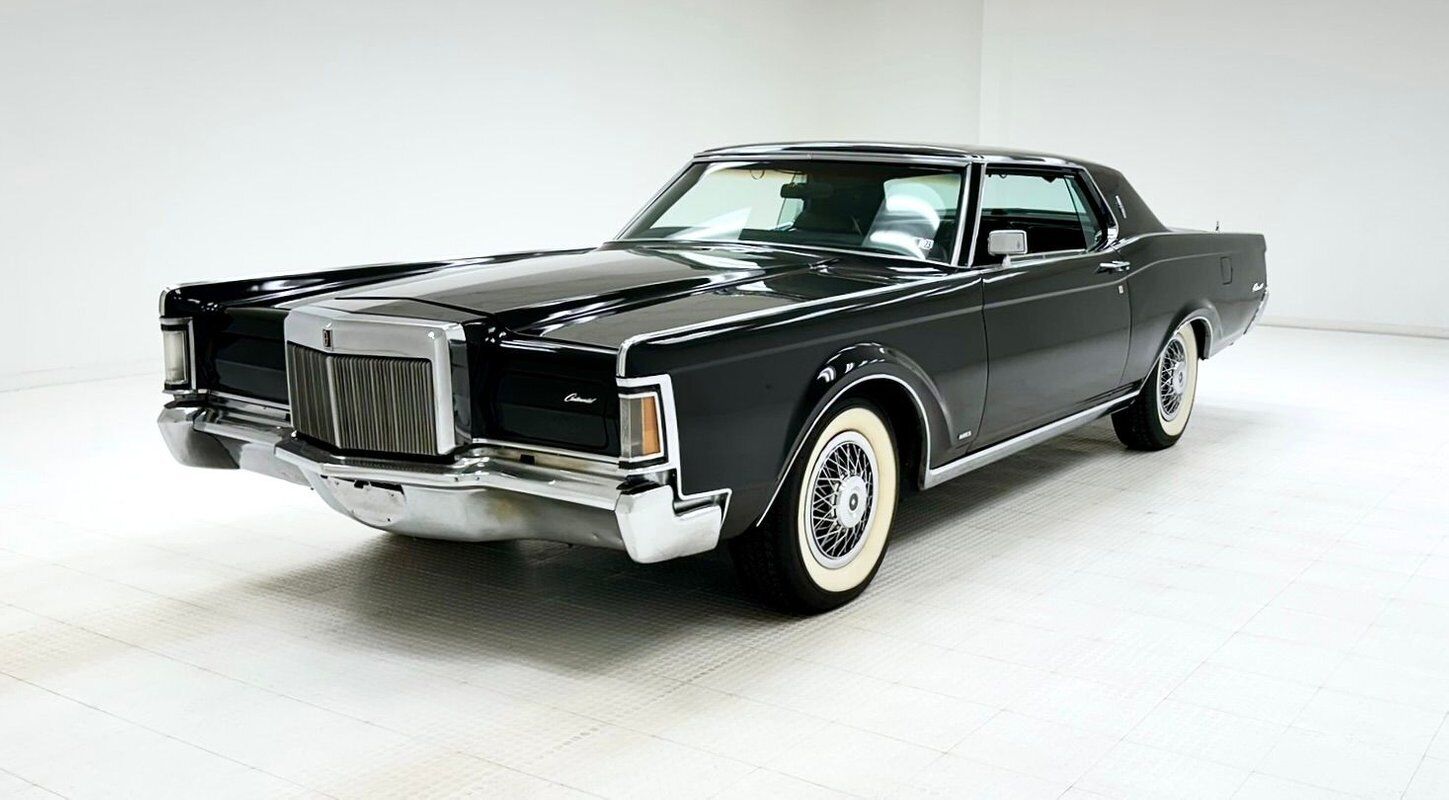 Lincoln Continental  year1}