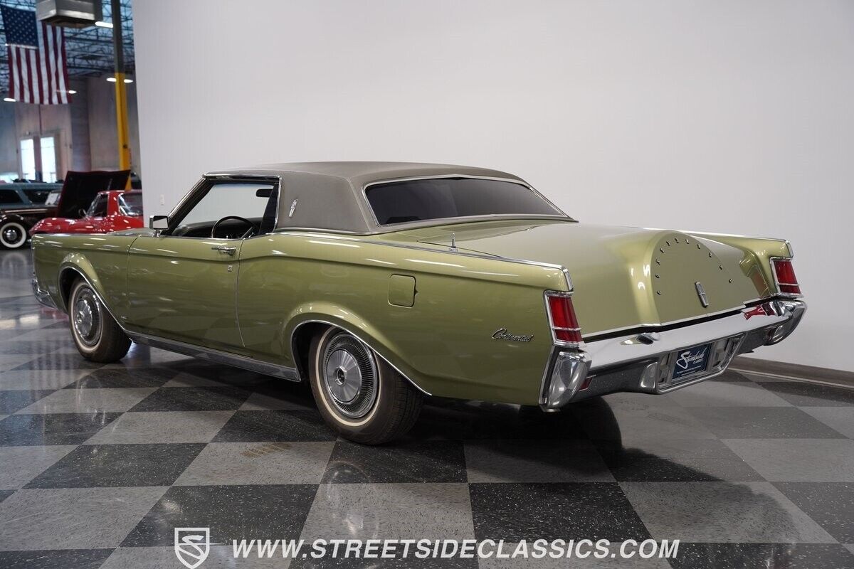 Lincoln-Continental-1970-Green-Green-96155-7