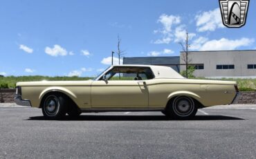 Lincoln-Continental-1970-Yellow-Gold-129440-3